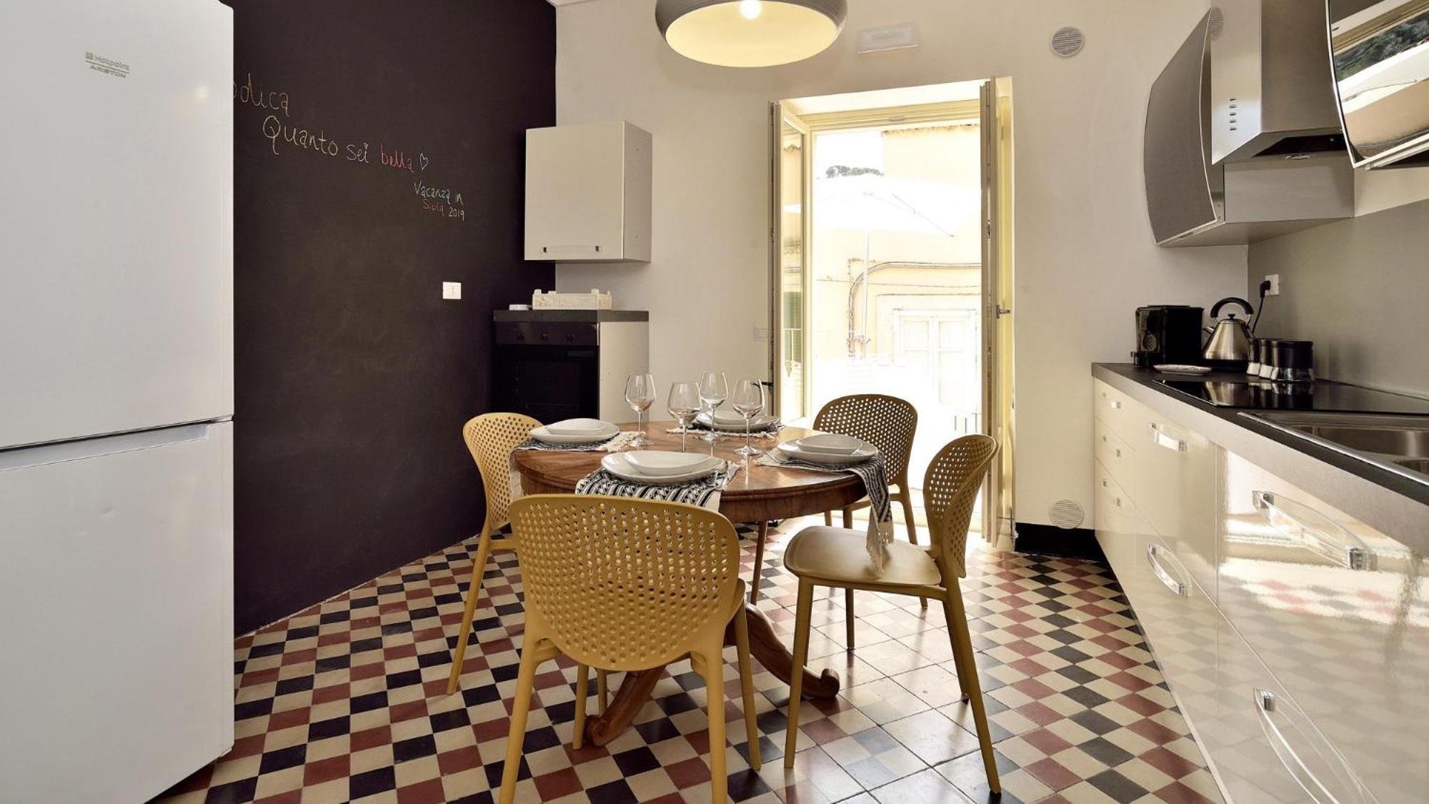 Ferienwohnung Domus Sbircio Modica Exterior foto
